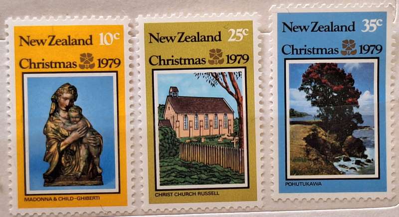 New Zealand 1979 Christmas Set of 3 Mint stamps
