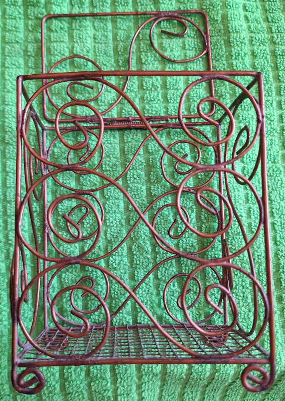 Small  Wire Cage Box with Top Flap