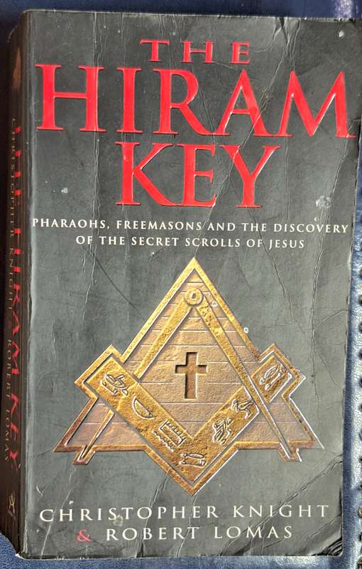The Hiram Key by Christopher Knight and Robert Lomas Paperback