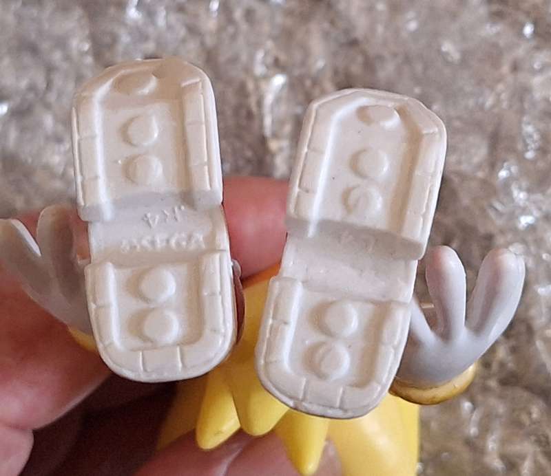 Yellow Sonic The Hedgehog (13.5cm Tall)