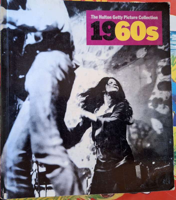 The Hulton Getty Picture Collection: 1960's Paperback