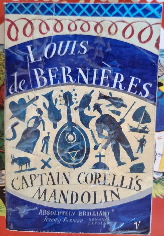 Captain Corelli's Mandolin by Louis de Bernieres Paperback