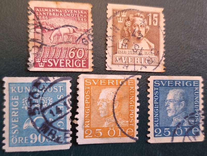 Sweden Mixed Lot of 5 Used Hinged Coil Stamps
