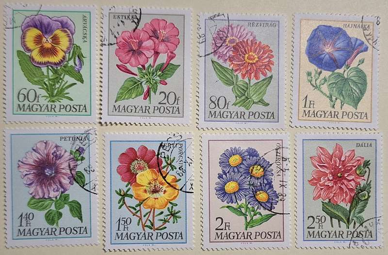 Hungary 1968 Garden Flowers Set of 8 Cancelled Hinged stamps
