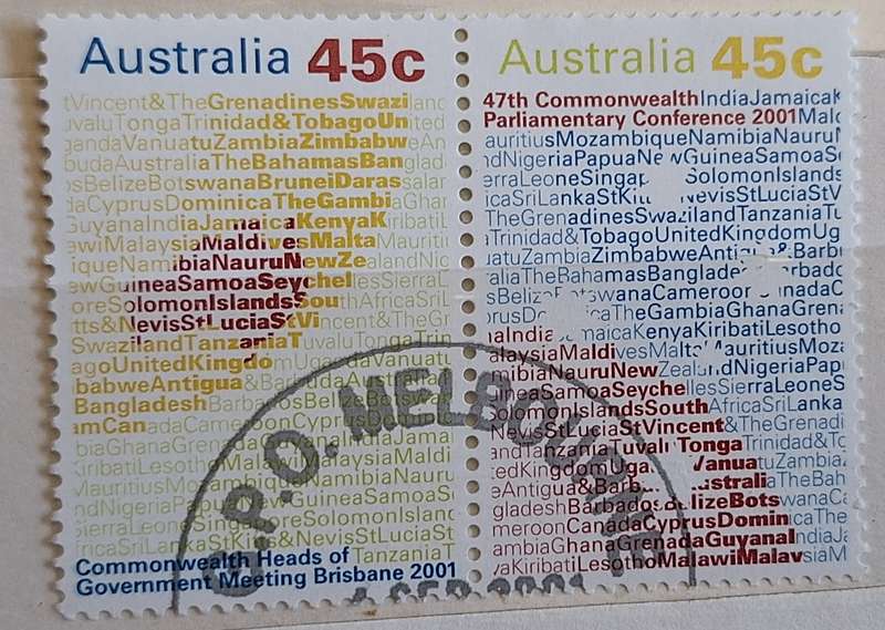 Australia 2001 Commonwealth Parliamentary Meetings Se-tenant Pair of Cancelled Hinged stamps