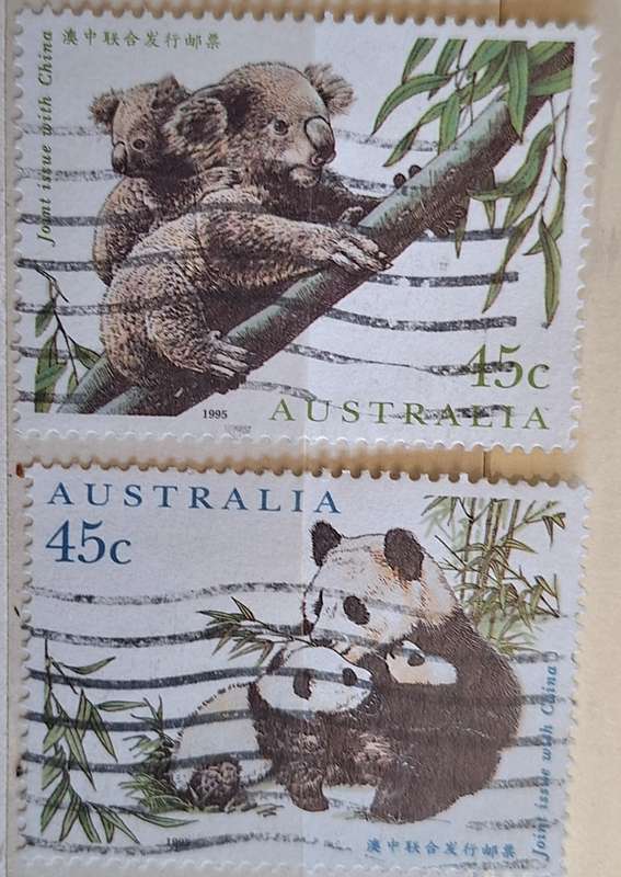 Australia 1995 Australia & China Joint Issue Kaola and Panda Set of 2 Used Hinged stamps