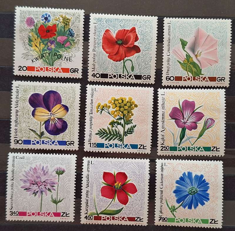 Poland 1967 Flowers Set of 9 Mint stamps