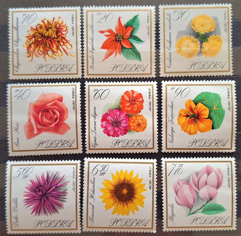 Poland 1966 Flowers Set of 9 Mint stamps