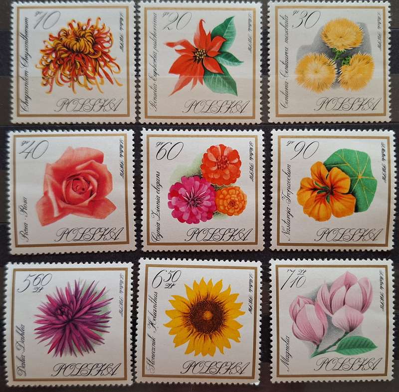 Poland 1966 Flowers Set of 9 Mint stamps