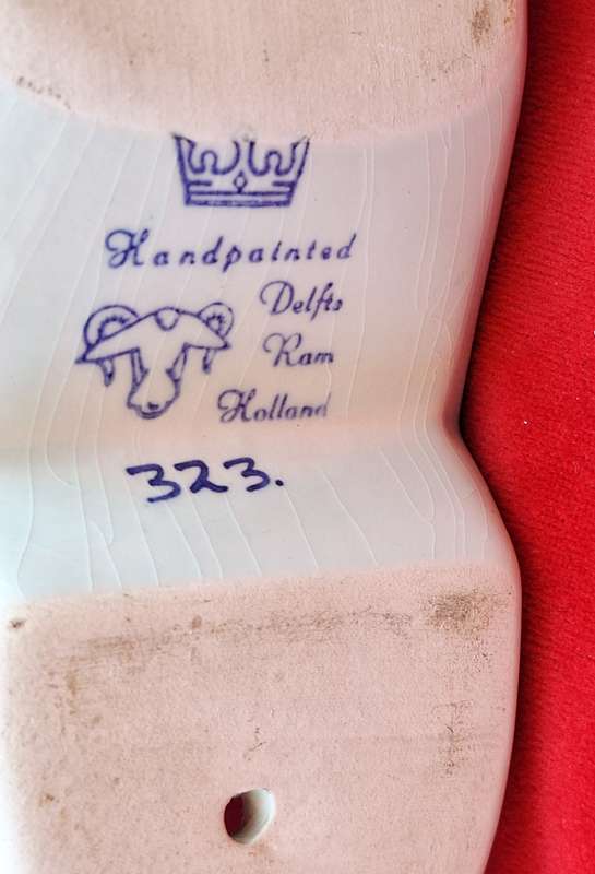 Large Delft Holland  323 Blue and White Clog