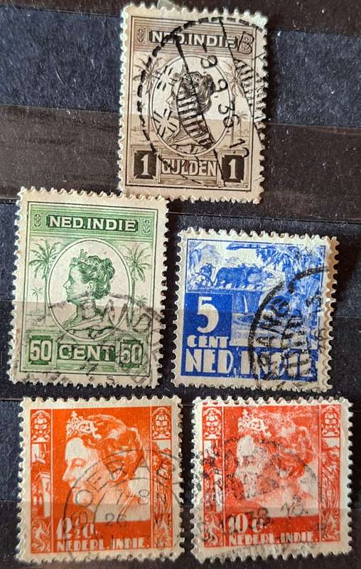 Netherlands Indie Pre 1950 Mixed Lot of 5 Used Hinged stamps
