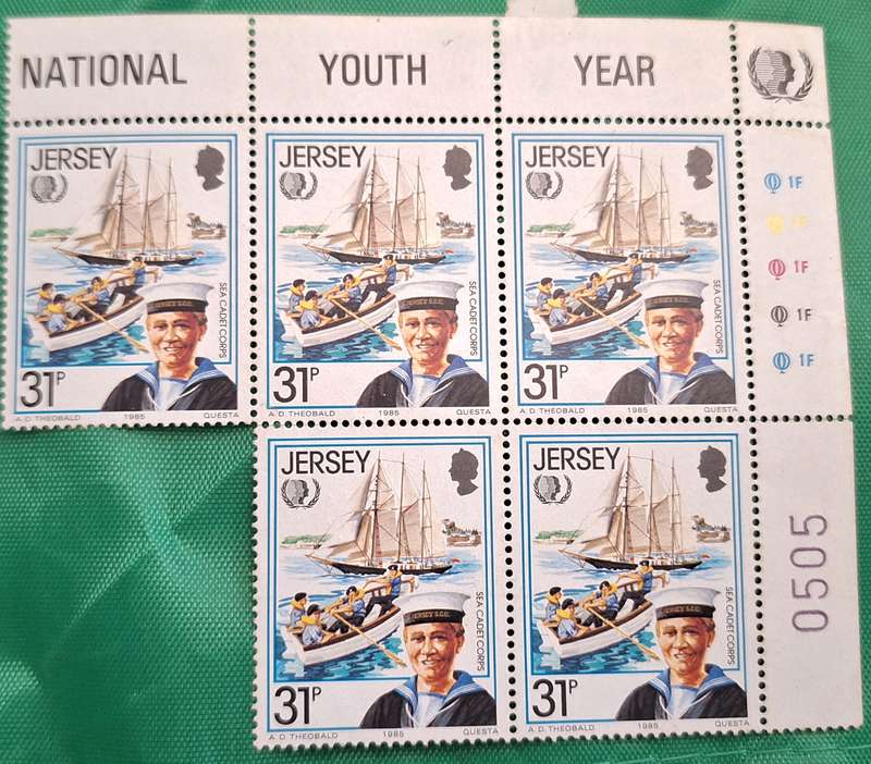 Jersey 1985 International Youth Year Numbered Corner Block with 5 Mint stamps