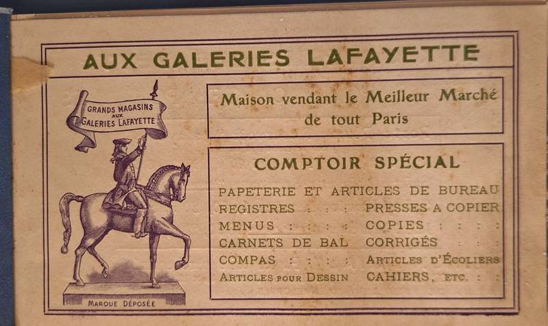 Complete Vintage French Souvenir Post Card Booklet with 24 Versailles Post cards