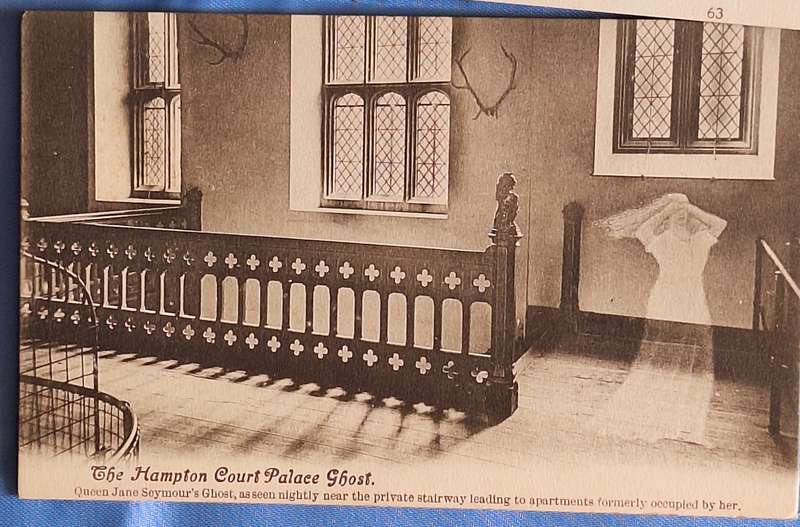 12 Vintage Sepia Post Cards of Hampton Court Palace