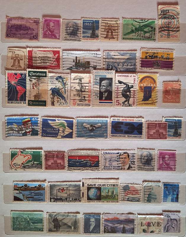 USA Mixed Lot of 44 Used stamps some Hinged