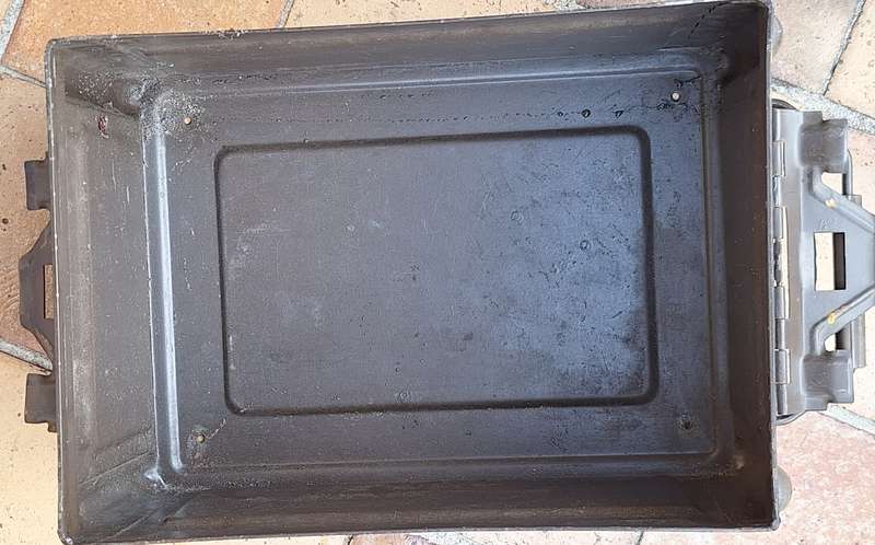 Vintage SADF Metal Ammo Box 7506 A82