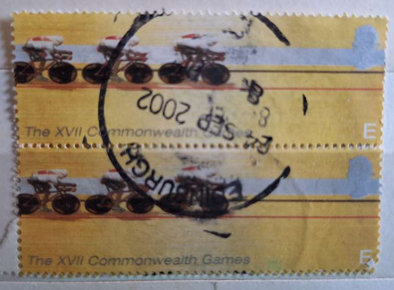 GB 2002 Commmonwealth Games Vertical Pair Used E Stamps