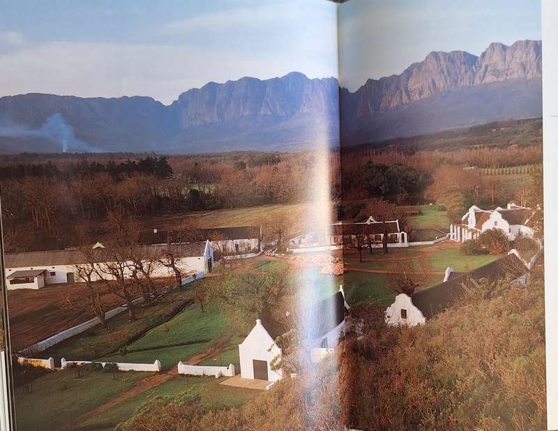 Colonial Houses of South Africa by Graham Viney Hardcover 1987 Boxed