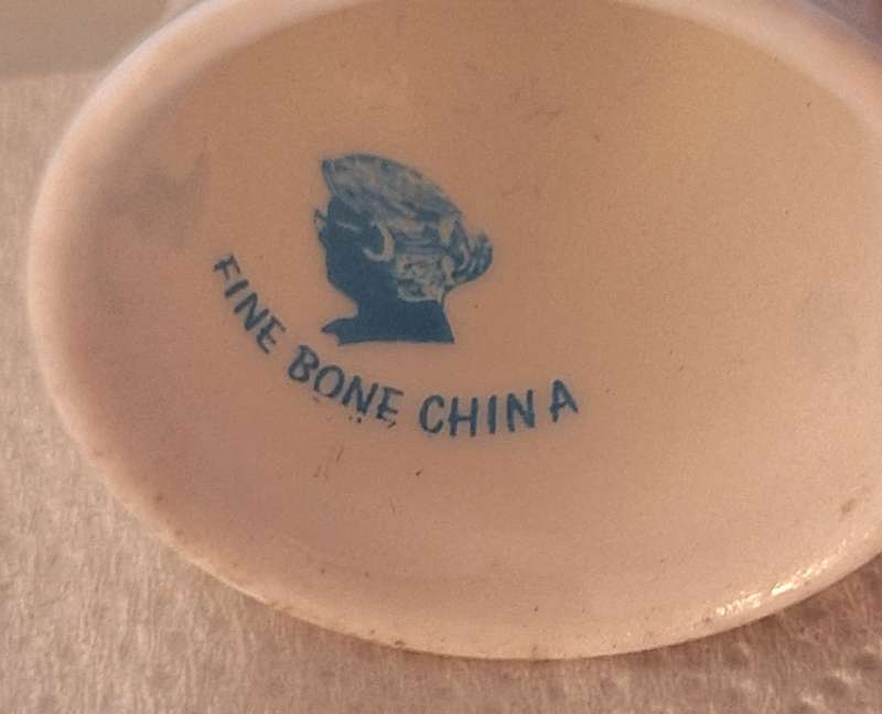 Thimble Fine Bone China Maastricht Stadhuis