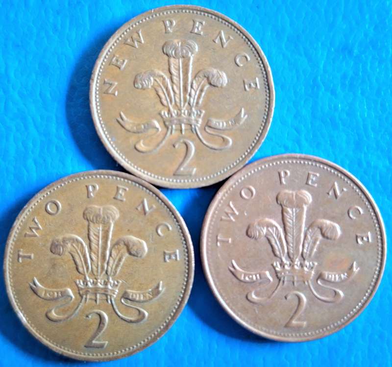 GB Elizabeth II 1981 2 New Pence Bronze, 1986 Bronze non-magnetic, 1996 Copper plated steel