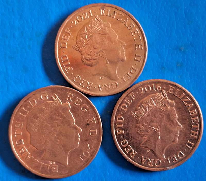 GB Elizabeth II 2 Pence 2011 4th Portrait, 2016 and 2021 5th Portrait All Copper plated steel