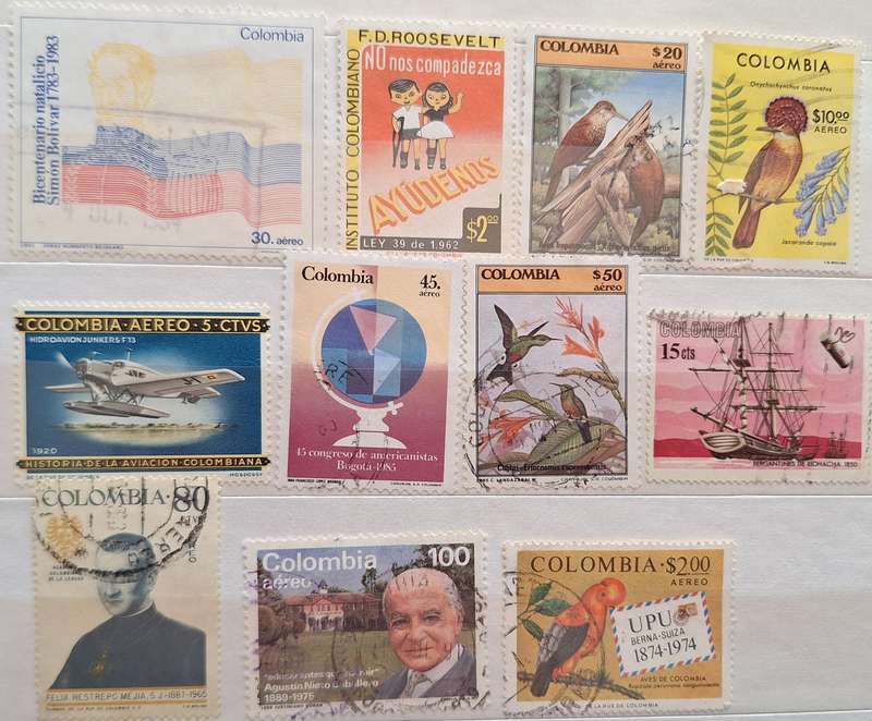 Colombia Mixed Lot of 11 Used stamps
