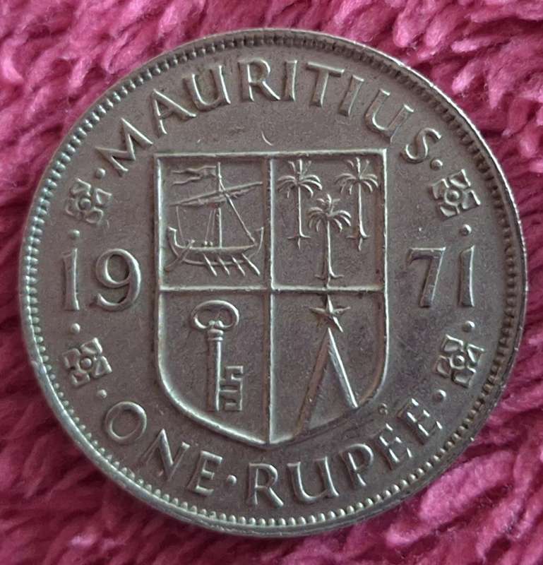 Mauritius 1971 Elizabeth II 1 Rupee Copper-nickel