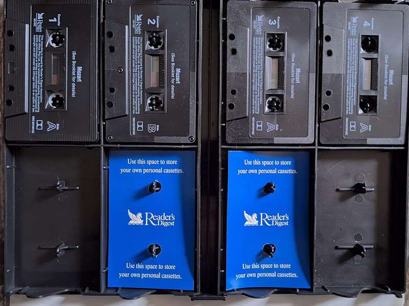 Favourites from the Classics: Wolfgang Amadeus Mozart 4 Cassettes