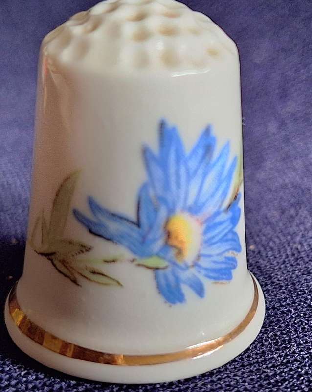 Thimble Bristow Potteries Malta