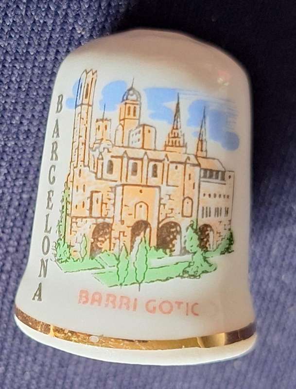 Thimble Unmarked Barri Gotic Barcelona
