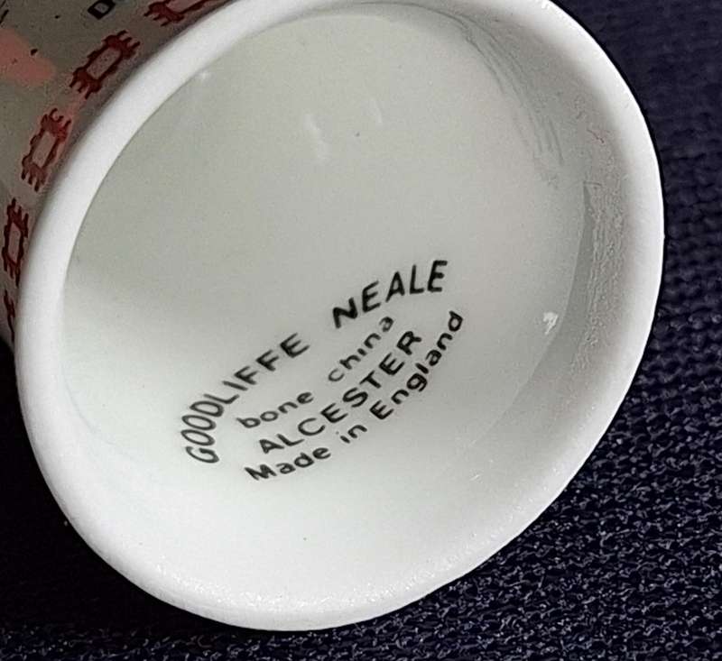 Thimble Goodliffe Neale Bone China Alcester Made in England Tudor Castle