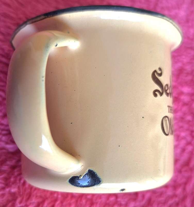 4 Sedgwick's Old Brown Small Enamel Mugs