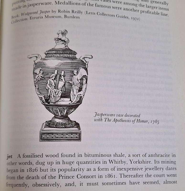 The Antique Collector's Guide by David Benedictus Hardcover