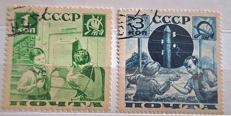 Russia Soviet Union 1936 Pioneers 2 Cancelled Hinged stamps