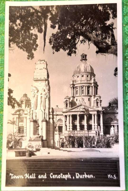 Vintage Lynn Acutt Post Card Town Hall and Cenotaph, Durban