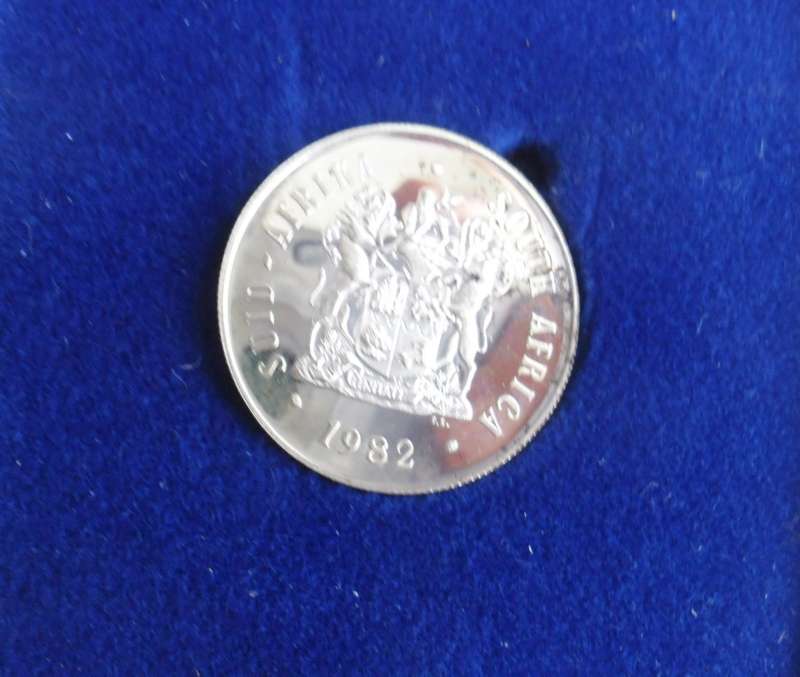 1982 PROOF SILVER R1 IN BLUE SAM BOX