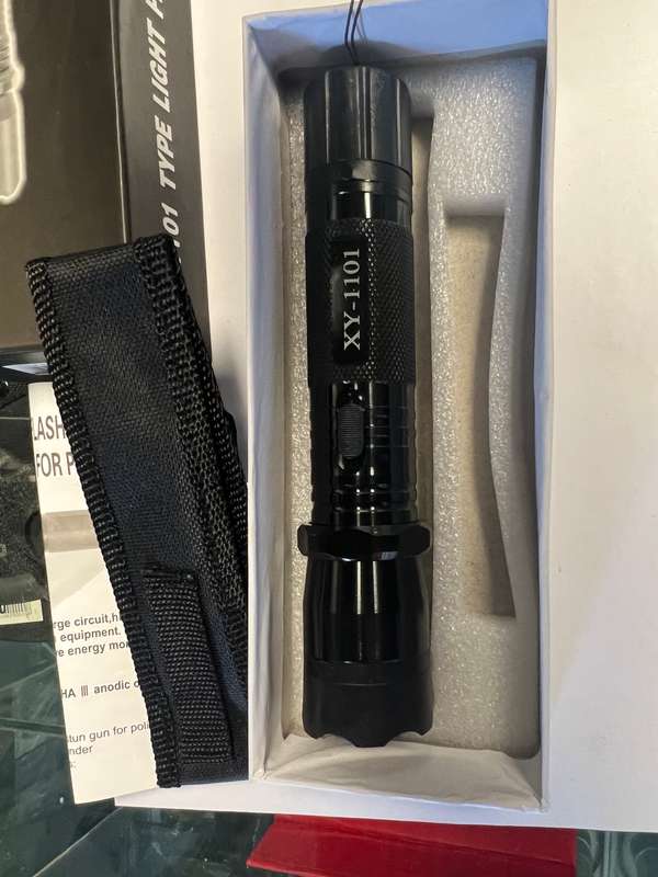Taser flash light