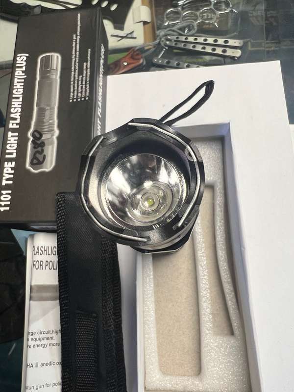 Taser flash light
