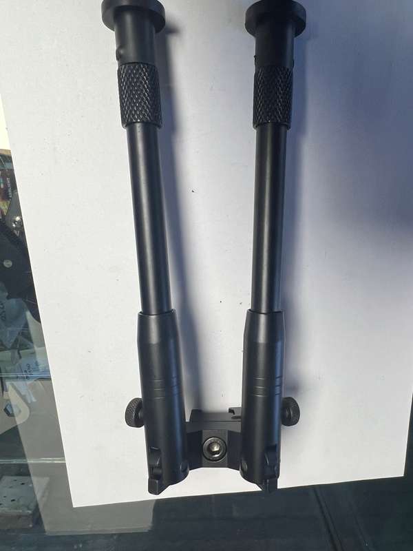 Bipod for rifel