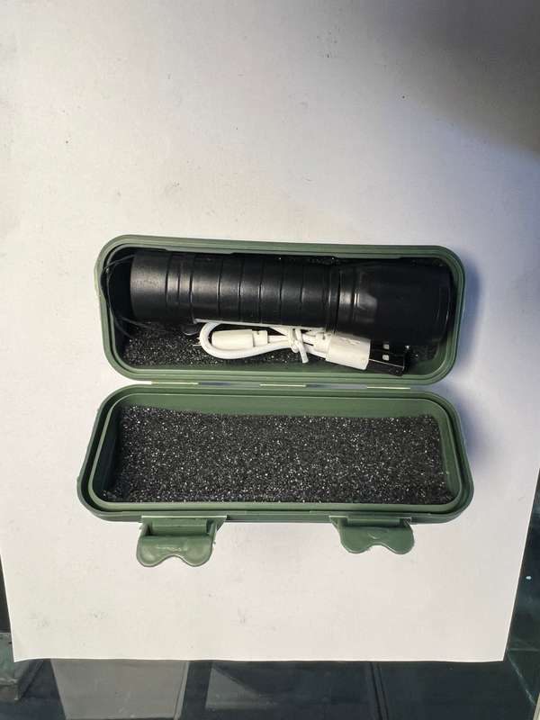 Tactical flashlight