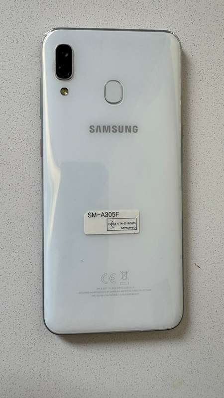 Samsung Galaxy A30