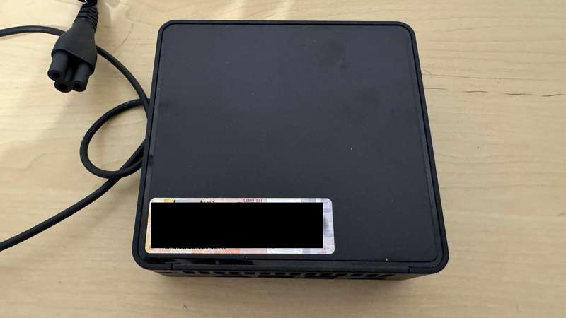 Asus NUC 14 Pro, Intel Core Ultra 7 155H Sixteen (16) Core, 1TB NVME, 32GB DDR5, 2X THUNDERBOLT 4, W