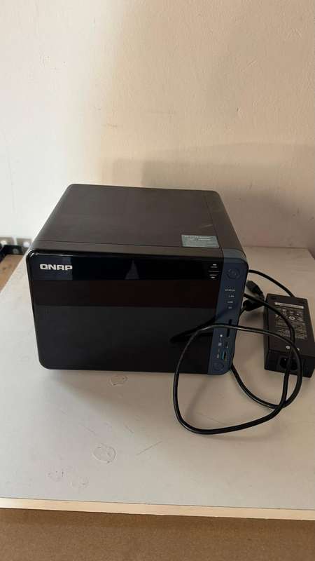 QNAP TS-653B 6Bay , 16GB MEMORY (+1 X500GB Drive)