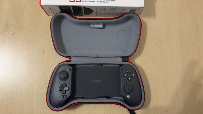 GameSir G8 Plus Bluetooth Gamepad Hall Effect Gaming Controller & Carry Case