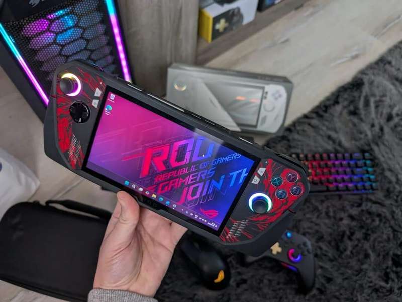 Asus Rog Ally Z1 Extreme - Bundle