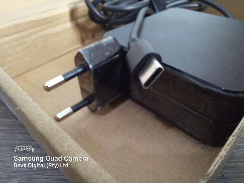 65W Type-C Universal Charger - For Phones & Laptops - Overload Protection - Verified Working