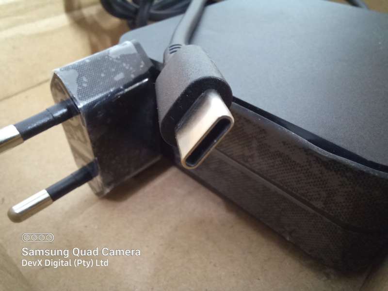 65W Type-C Universal Charger - For Phones & Laptops - Overload Protection - Verified Working