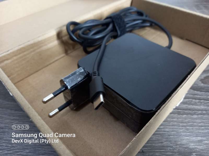 65W Type-C Universal Charger - For Phones & Laptops - Overload Protection - Verified Working