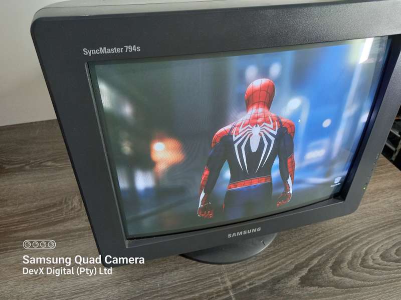 Verified Tested - Samsung SyncMaster 794s Monitor + Built-in 1.9m VGA Cable + Power Cable