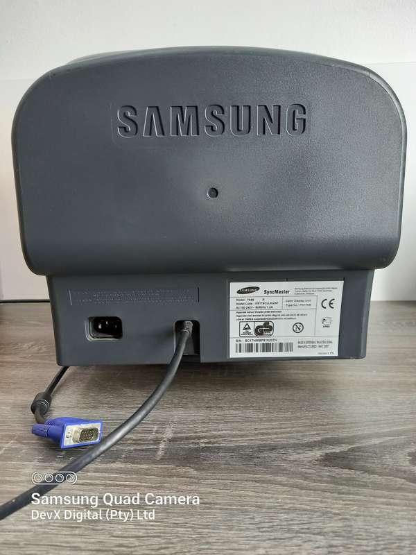 Verified Tested - Samsung SyncMaster 794s Monitor + Built-in 1.9m VGA Cable + Power Cable